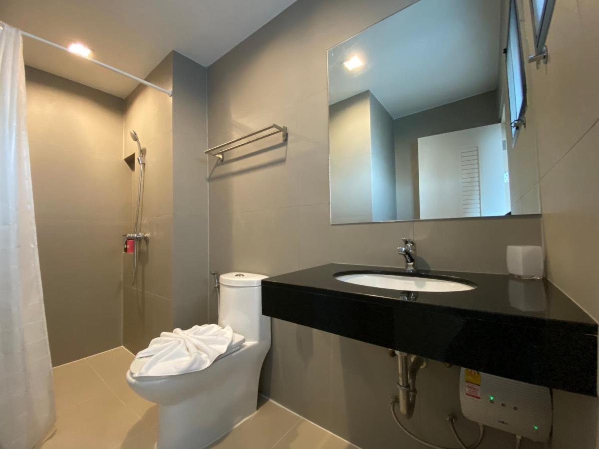 Maleesa Place HHQ Extérieur photo