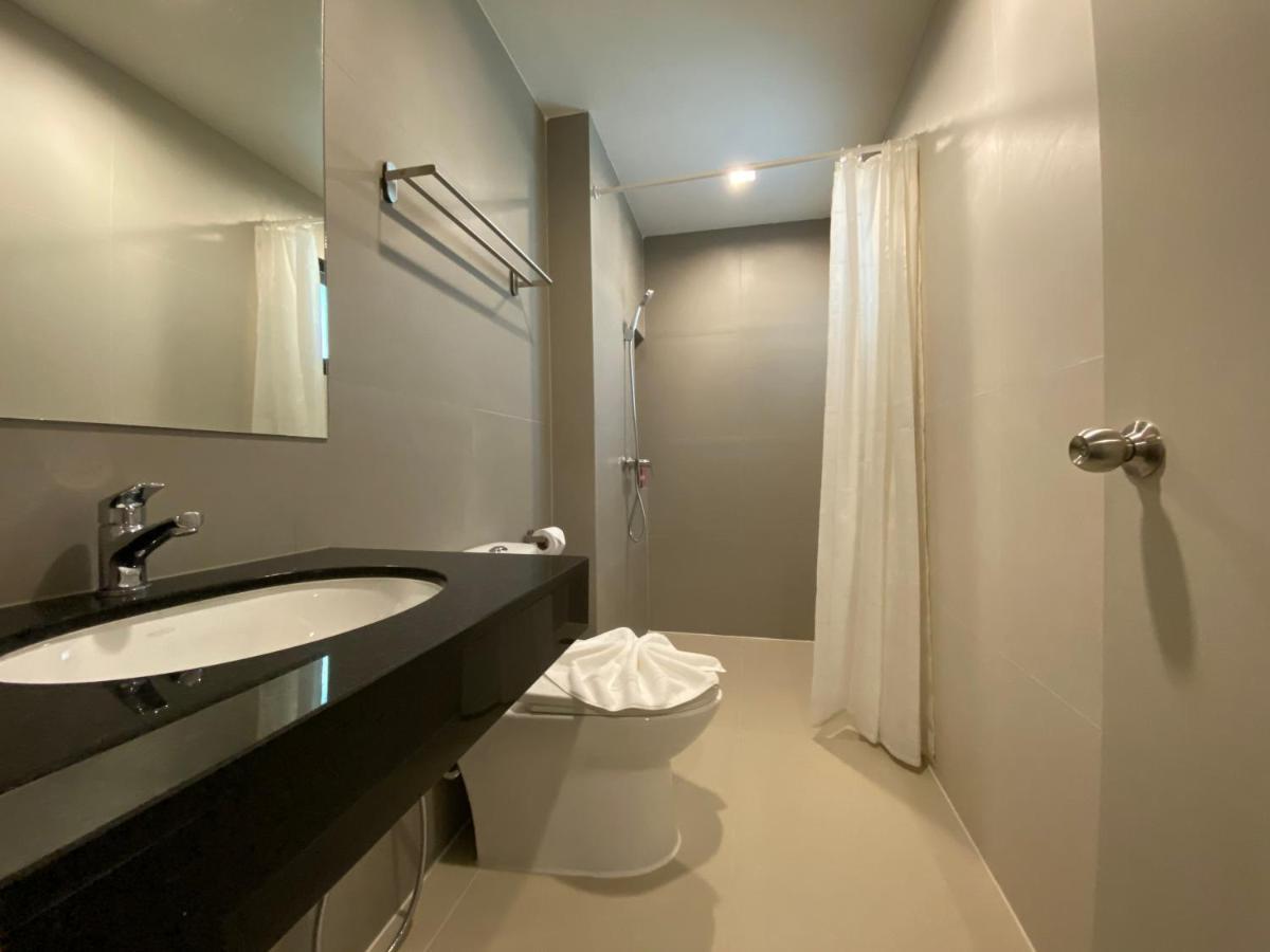 Maleesa Place HHQ Extérieur photo